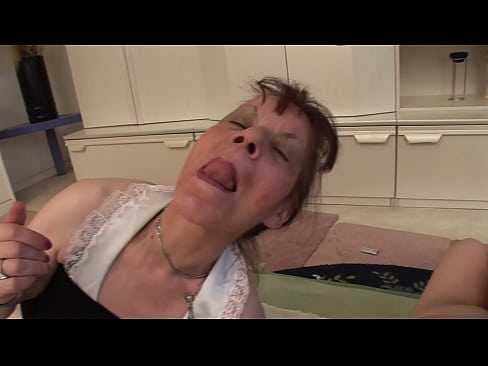 ❤️ Две баби и един дядо правят тройка Порн видео в bg.123sex.ru ❌️
